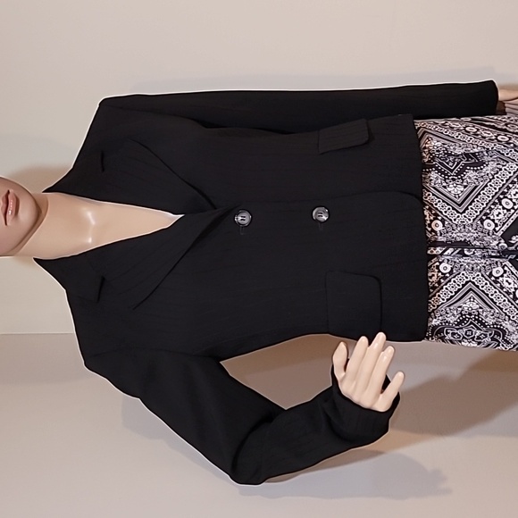 Harve Benard Black Blazer | Jacket - Picture 8 of 17